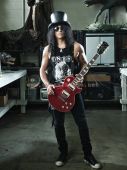 Slash solo 2013 0820_nltf_promoshot image_4 [SF 800x600]